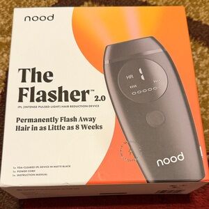 Nood IPL Hair Reduction Device in Black